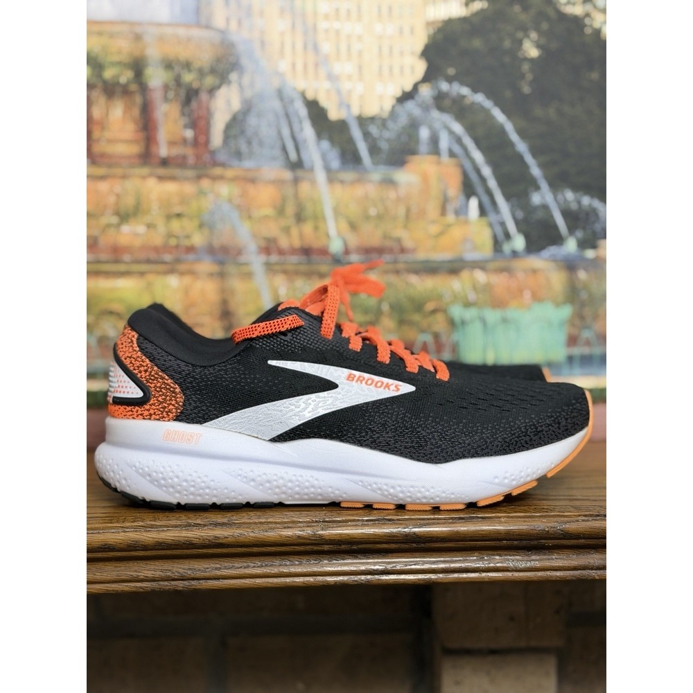 Brooks Ghost 16 Womens 8.5 B Black / Orange Athletic Running Shoes 1204071B060